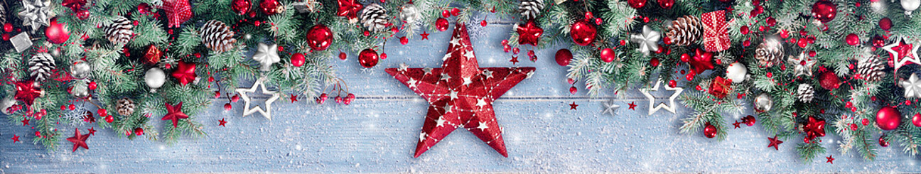 Weihnachtsgirlande_AdobeStock_176167612_Preview